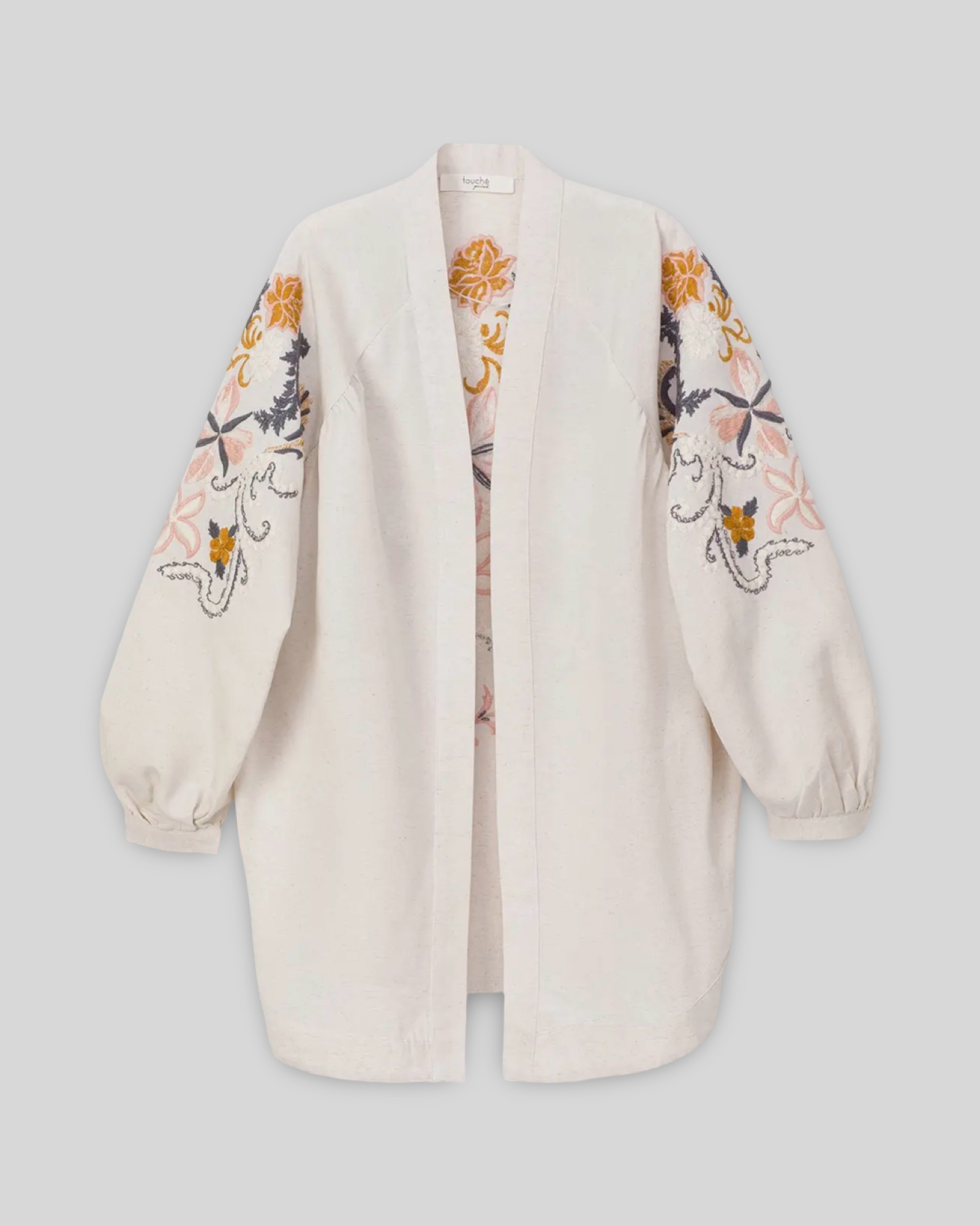 Kimono con Bordado Floral
